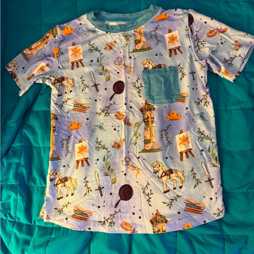 Lama Littles Rapunzel Tower Tangles Pocket Tee 3T VGUC